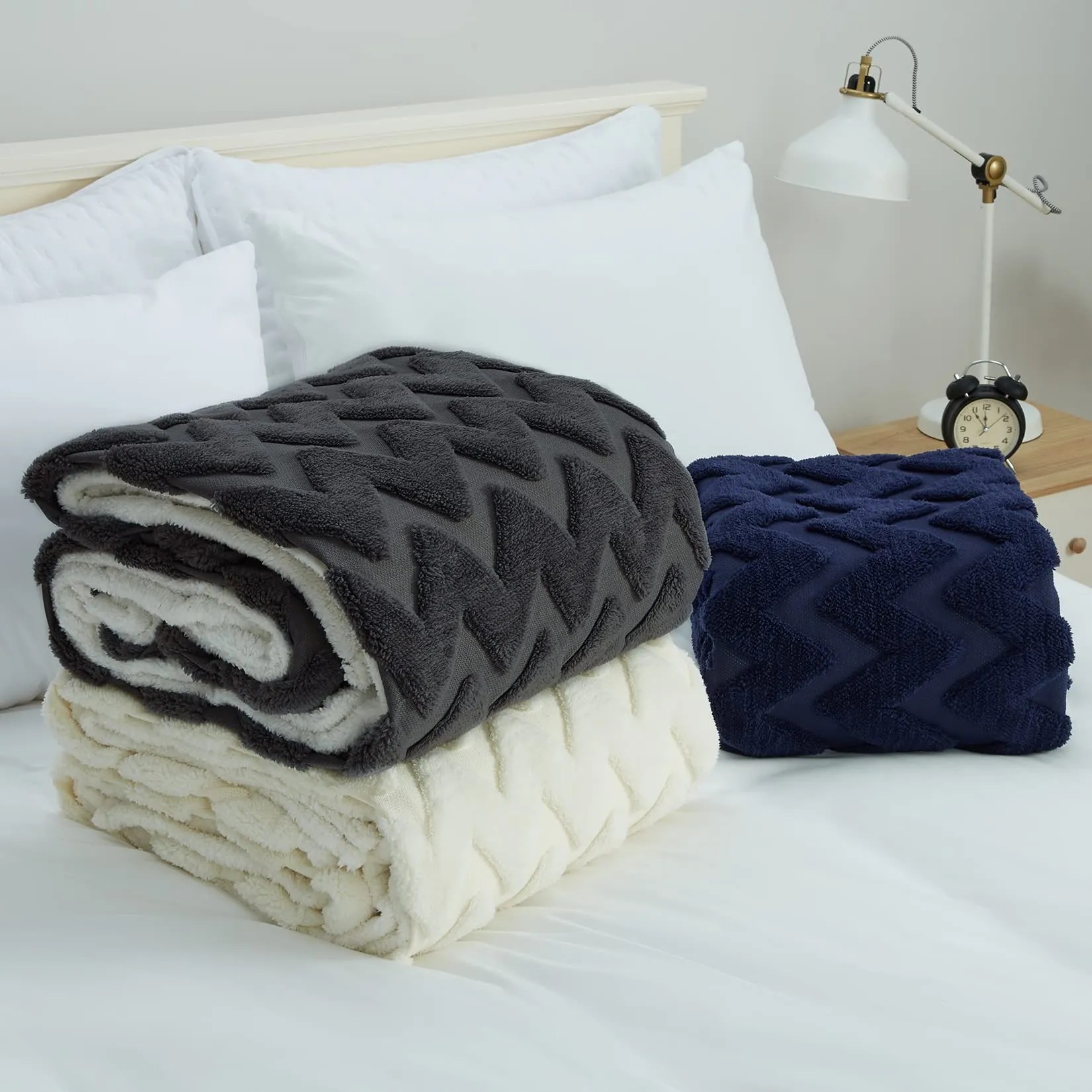 CAROMIO Sherpa Fleece Soft Plush Jacquard Fluffy Throw Blanket Creamy White 60" x 80"