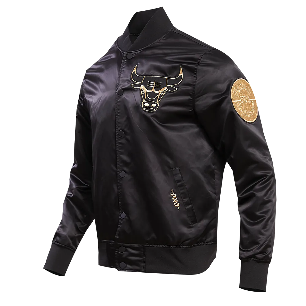 CHICAGO BULLS GOLD LOGO SATIN JACKET (BLACK)