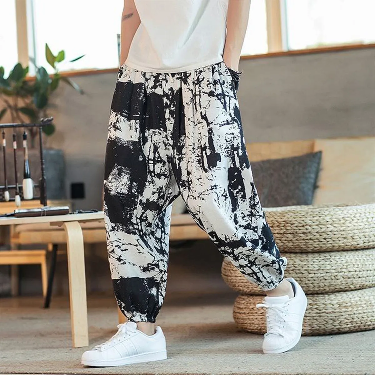 Loose Abstract Black n White Jogger Breathable Casual Harem Pants for Men & Women
